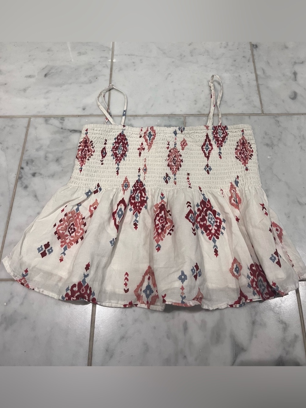 American Eagle tank top with removable straps to become a tube top
